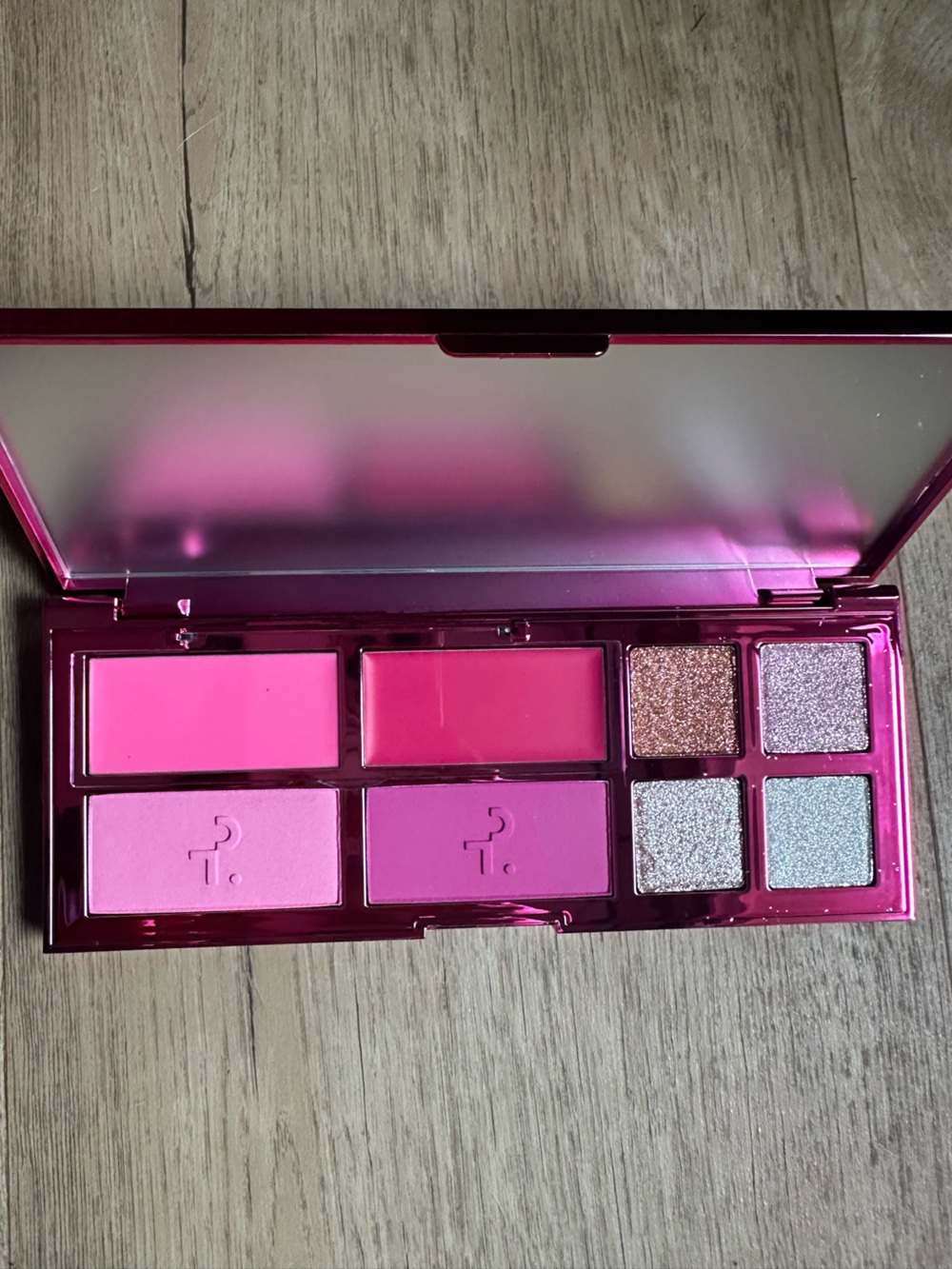 Patrick Ta Major Holiday Eyeshadow and Blush Palette Limited Edition -New! - Picture 4 of 6